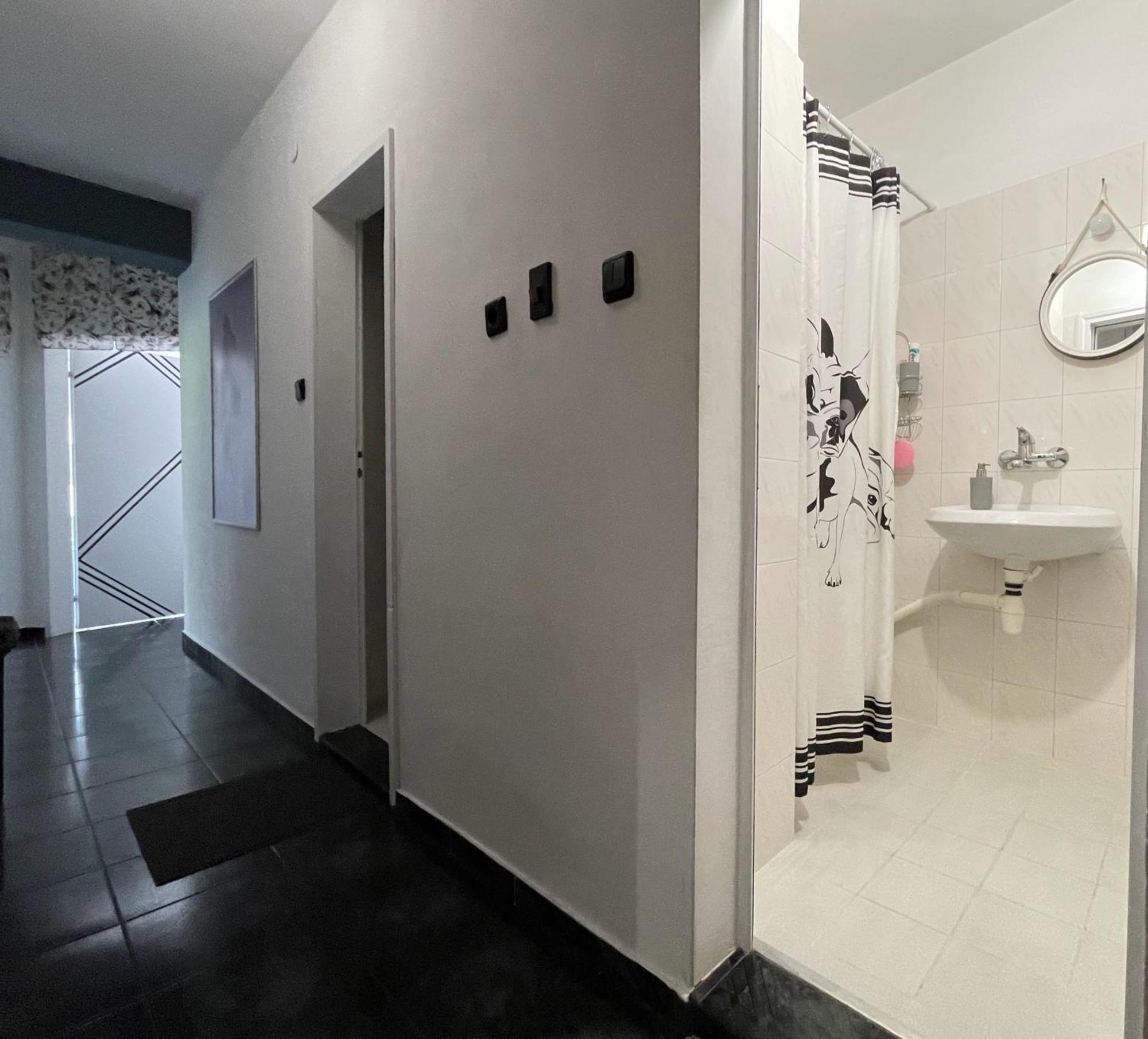 Modern Flat Near Downtown Plovdiv Διαμέρισμα Εξωτερικό φωτογραφία